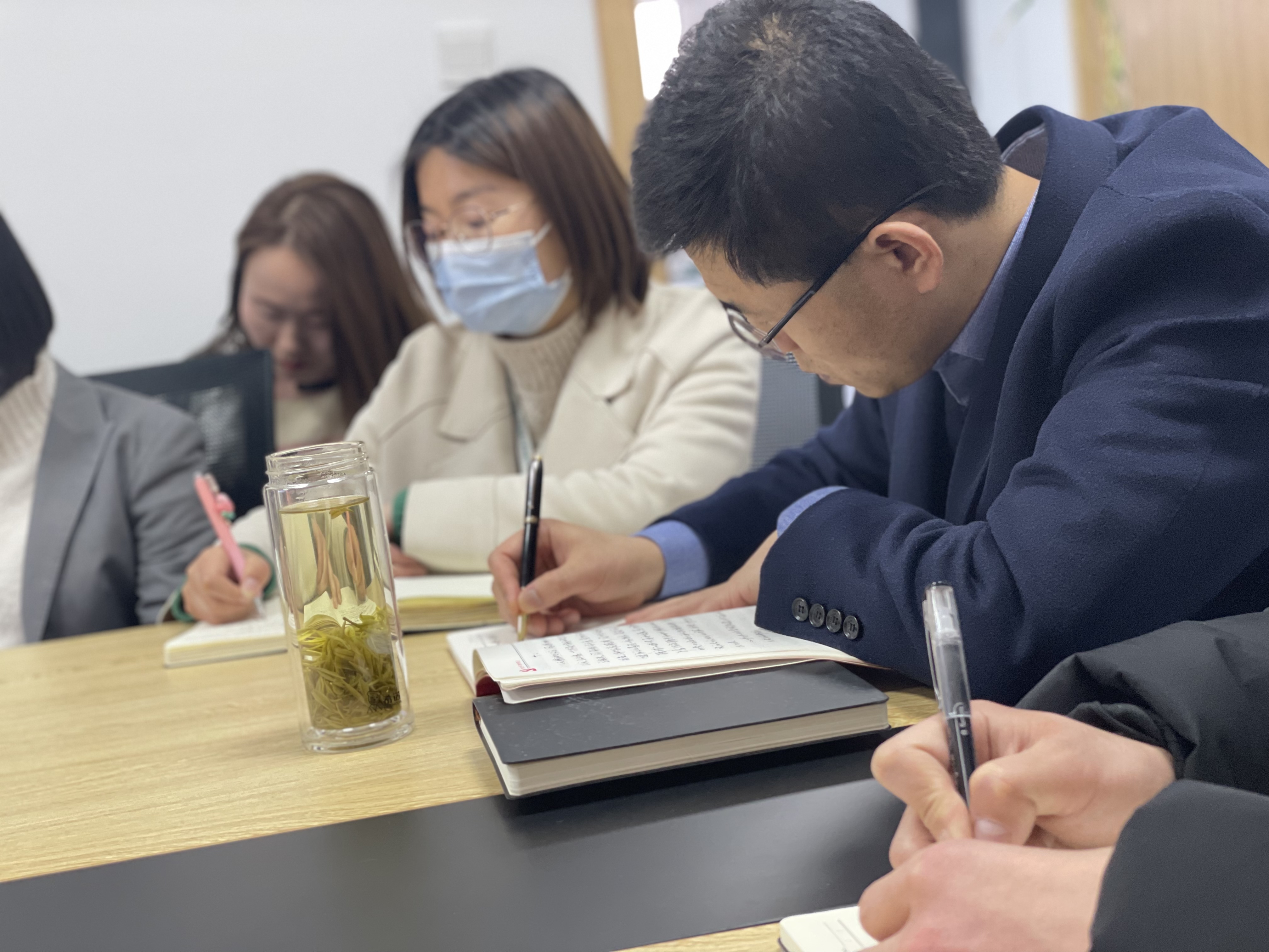 學(xué)習(xí).jpg 學(xué)習(xí).jpg